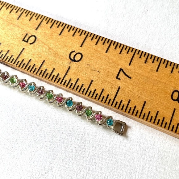 Pastel Crystals Tennis Bracelet, silver vintage - Picture 7 of 8